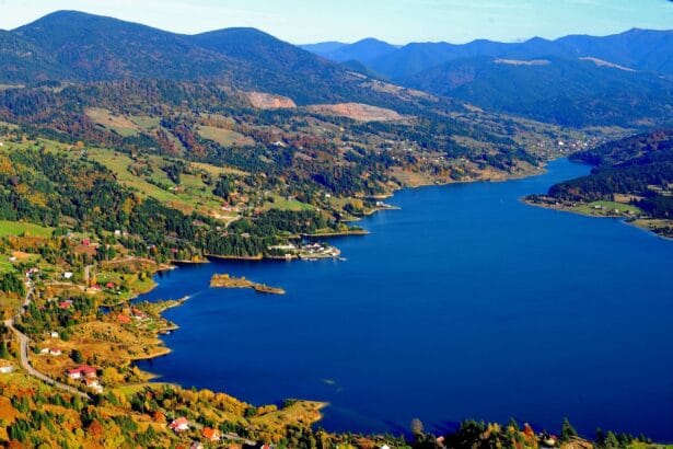 Lacul Colibița – marea de smarald a munților Bistriței