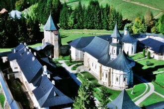 Mănăstirea Putna – inima spirituală a Bucovinei