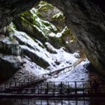 Ghețarul de la Scărișoara – inima de gheață a Apusenilor ❄️